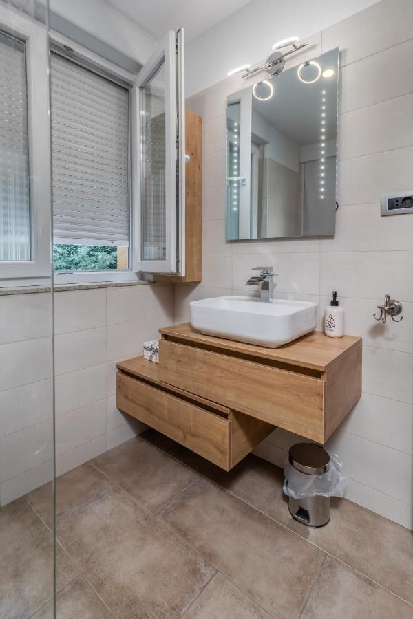 Adastra Apartments With Private Parking And Floor Heating Rijeka Dış mekan fotoğraf